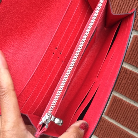 Authentic Louis Vuitton Wallet - Picture 13 of 16